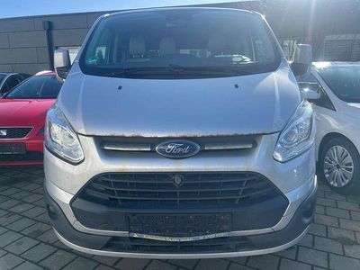 Gebraucht Ford Transit Custom Titanium 131 PS (96 kW) 2017 Silber Van / Kleinbus
