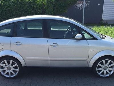 Silber Gebraucht 2001 Audi A2 Kleinwagen | 8.500 €