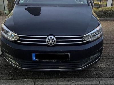 Schwarz Gebraucht 2016 VW Touran Highline Van / Kleinbus | 16.500 € (Guter Preis)