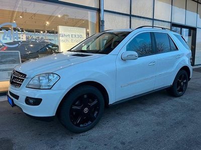 Weiß Gebraucht 2008 Mercedes ML320 SUV | 7.899 € (Fairer Preis)