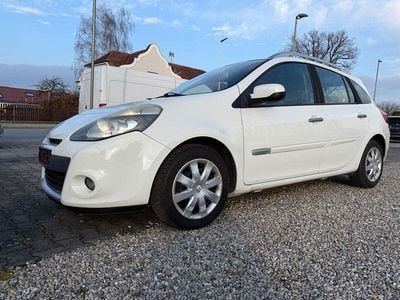 Gebraucht Renault Clio II 103 PS (75 kW) 2011 Weiß Limousine