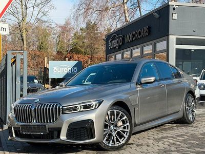 Grau Gebraucht 2020 BMW 745e M Sport Limousine | 46.990 € (Fairer Preis)