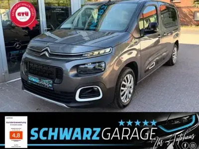 Gebraucht Citroën Berlingo Feel 131 PS (96 kW) 2022 Grau Van / Kleinbus