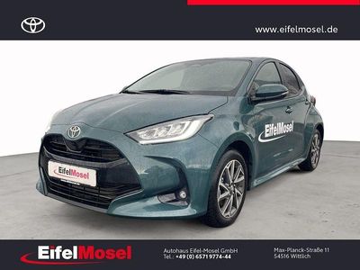 Gebraucht Toyota Yaris Hybrid Comfort 116 PS (85 kW) 2025 Grün Limousine