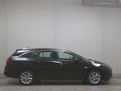 Schwarz Gebraucht 2021 Opel Astra Business Elegance Kombi | 9.280 € (Guter Preis)