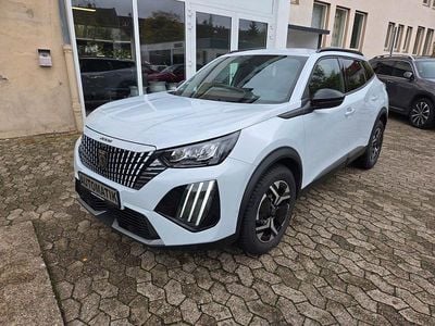 Gebraucht Peugeot 2008 Allure 131 PS (96 kW) 2024 Okenitweiß metallic SUV