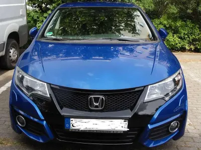 Gebraucht Honda Civic Elegance 141 PS (103 kW) 2015 Blau Limousine