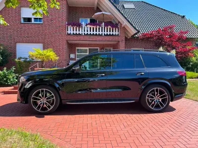 Gebraucht Mercedes GLS450 AMG 367 PS (269 kW) 2025 Schwarz SUV
