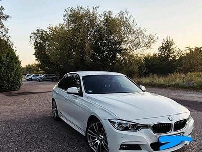 BMW 330e