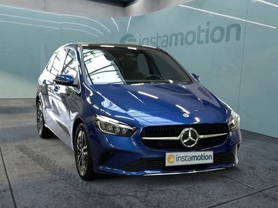 Gebraucht Mercedes B200 Progressive 163 PS (119 kW) 2023 Blau Van / Kleinbus