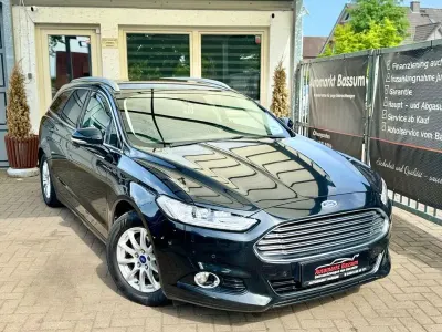 Gebraucht Ford Mondeo Titanium 160 PS (117 kW) 2015 Schwarz Limousine