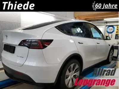 Usata Tesla Model Y 378 kW (514 CV) 2022 Bianco SUV