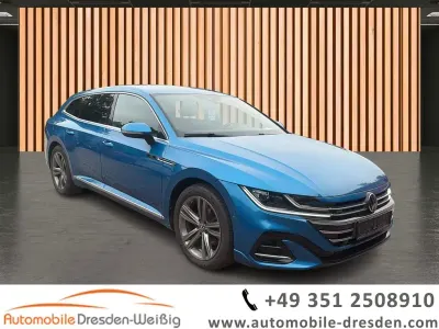 Gebraucht VW Arteon R-line 150 PS (110 kW) 2024 Blau eisvogelblau metallic (metallic) Kombi