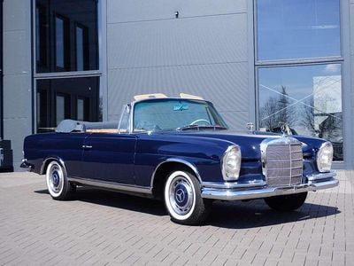 Usata Mercedes W111 SE 120 CV (88 kW) 1964 Blu Cabrio