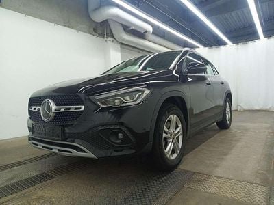 Mercedes GLA200