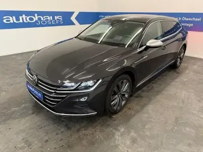 Gebraucht VW Arteon 200 PS (147 kW) 2023 Grau Kombi