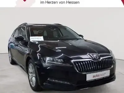 Gebraucht Skoda Superb Ambition 200 PS (147 kW) 2021 Blackmagic perleffekt Kombi