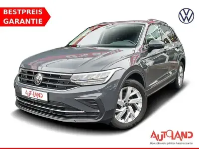 Gebraucht VW Tiguan Life 150 PS (110 kW) 2022 Grau SUV