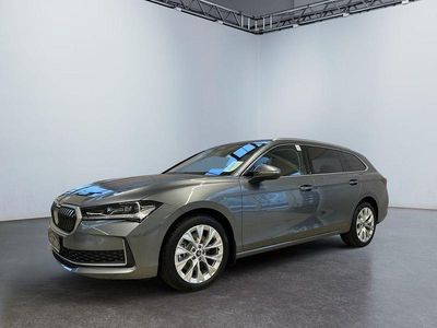 Neu Skoda Superb Selection 193 PS (141 kW) 2025 Graphitegrau Kombi