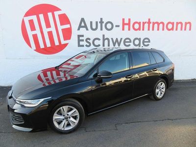 Gebraucht VW Golf VIII Life 150 PS (110 kW) 2024 Grenadillschwarz Kombi