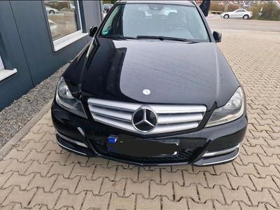 Gebraucht Mercedes C200 Avantgarde 184 PS (135 kW) 2013 Schwarz Kombi