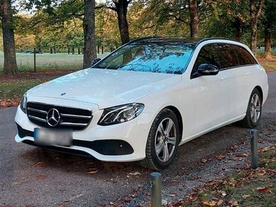 Gebraucht Mercedes E220 195 PS (143 kW) 2017 Weiß Kombi