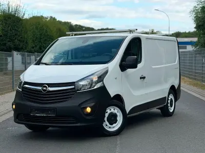 Gebraucht Opel Vivaro 120 PS (88 kW) 2018 Weiß Van / Kleinbus