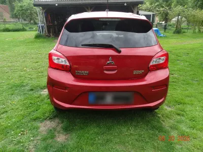 Gebraucht Mitsubishi Space Star Top 80 PS (58 kW) 2016 Rot Kleinwagen