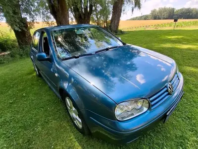 Gebraucht VW Golf IV 100 PS (73 kW) 2003 Blau Kleinwagen
