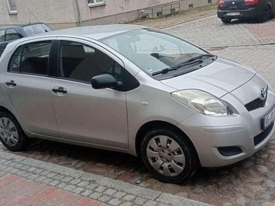 Gebraucht Toyota Yaris Cool 69 PS (50 kW) 2009 Grau Limousine