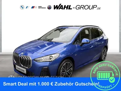 Gebraucht BMW 230e Active Tourer M Sport 326 PS (239 kW) 2025 Blau Van / Kleinbus
