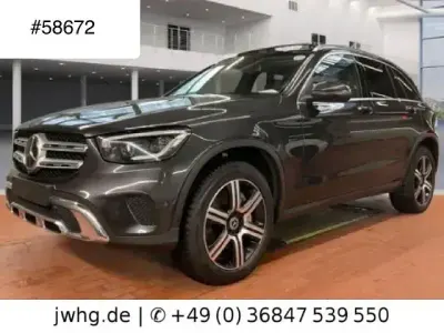 Gebraucht Mercedes GLC300e 320 PS (235 kW) 2020 Graphitgrau SUV
