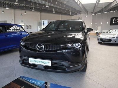 Jet black (metallic) Gebraucht 2022 Mazda MX30 Ad'Vantage SUV | 14.700 € (Guter Preis)