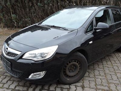 gebraucht Opel Astra Sports Tourer 1.4 Turbo Design Edition