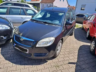 Gebraucht Skoda Roomster 86 PS (63 kW) 2008 Schwarz Van / Kleinbus