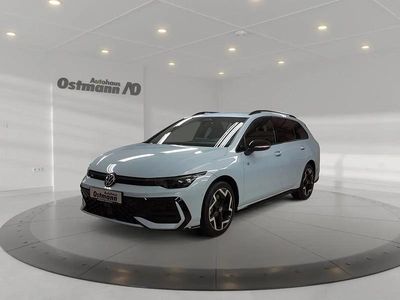 Gebraucht VW Golf VIII R-line 150 PS (110 kW) 2026 Crystal ice blue Kombi
