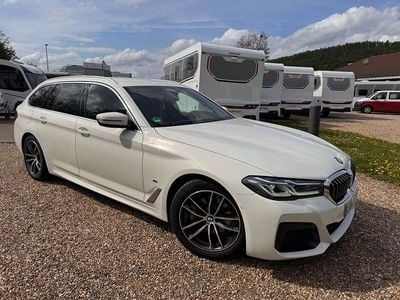 Gebraucht BMW 520 M Sport 190 PS (139 kW) 2022 Weiß Kombi