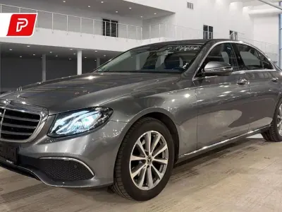 Gebraucht Mercedes E200 184 PS (135 kW) 2017 Selenitgrau Limousine