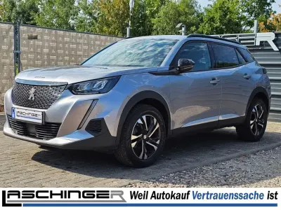 Gebraucht Peugeot 2008 Allure 131 PS (96 kW) 2023 Grau SUV