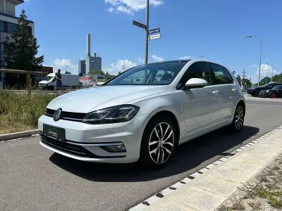 Gebraucht VW Golf VII Highline 150 PS (110 kW) 2019 Weiß Limousine