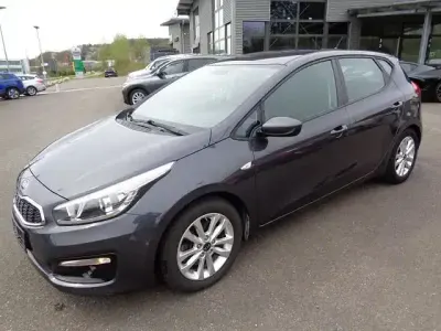 Gebraucht Kia Ceed Edition 7 99 PS (72 kW) 2016 Grau Kleinwagen