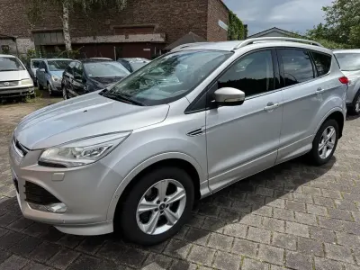 Gebraucht Ford Kuga Titanium 150 PS (110 kW) 2015 Silber SUV
