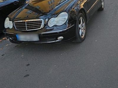 Mercedes C180