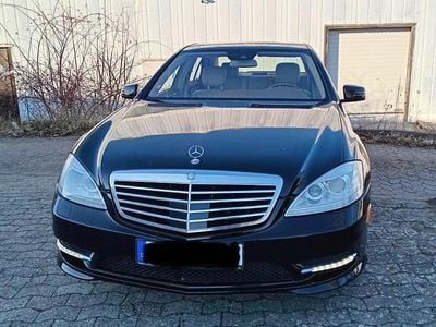 Schwarz Gebraucht 2012 Mercedes S550 Limousine | 11.000 €