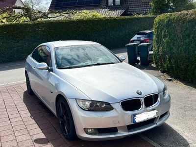 gebraucht BMW 320 i Coupé