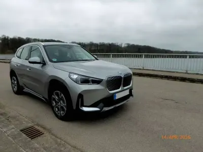Gebraucht BMW iX1 xLine 150 kW (204 PS) 2026 Silber SUV