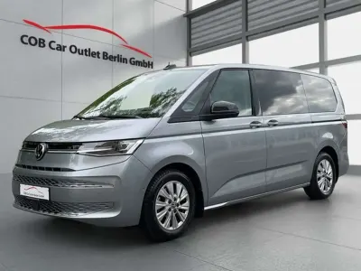 Gebraucht VW Multivan 204 PS (150 kW) 2023 Grau Van / Kleinbus