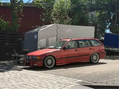 Second-hand BMW 320 M Sport 150 CP (110 kW) 1996 Roșu Break