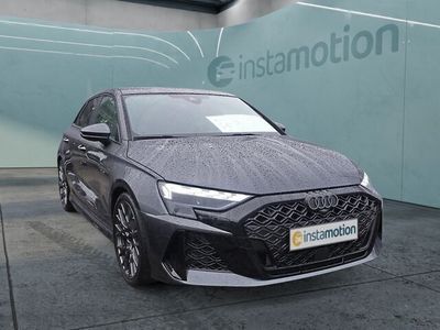 Grau Gebraucht 2025 Audi RS3 Sportback Sport Kleinwagen | 74.050 € (Teuer)