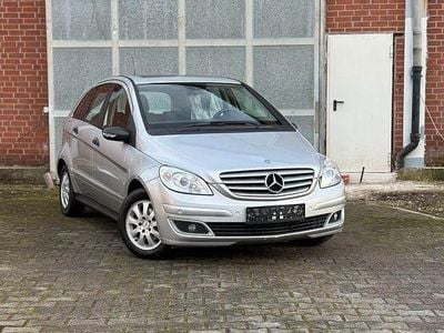 Silber Gebraucht 2005 Mercedes B170 Van / Kleinbus | 5.999 € (Fairer Preis)